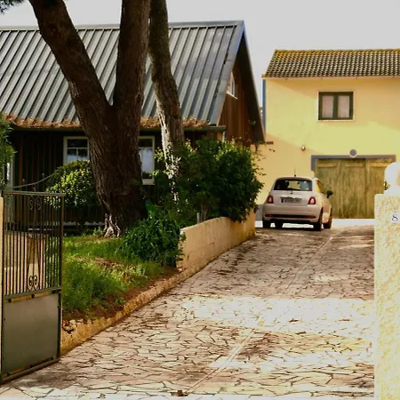 Casa Do Pinheiro Near Obidos With Garden *