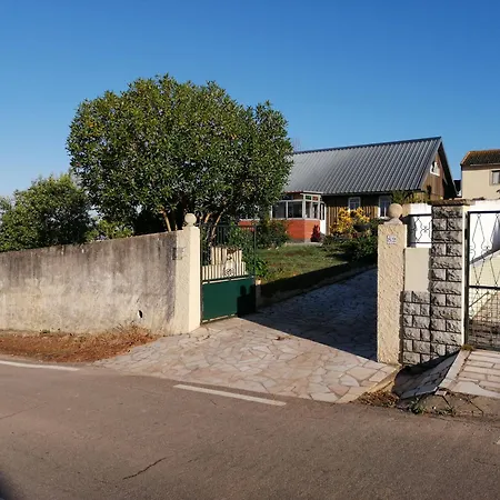 Casa Do Pinheiro Near Obidos With Garden Дом отдыха *