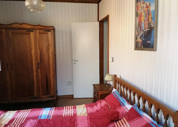 Casa Do Pinheiro Near óbidos With Garden