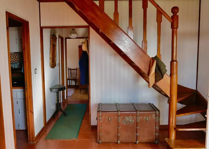 Casa de Férias Casa Do Pinheiro Near óbidos With Garden Carvalhal (Leiria)