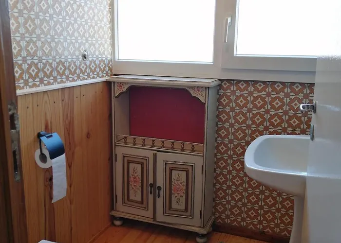 Casa de Férias Casa Do Pinheiro Near óbidos With Garden Carvalhal (Leiria)