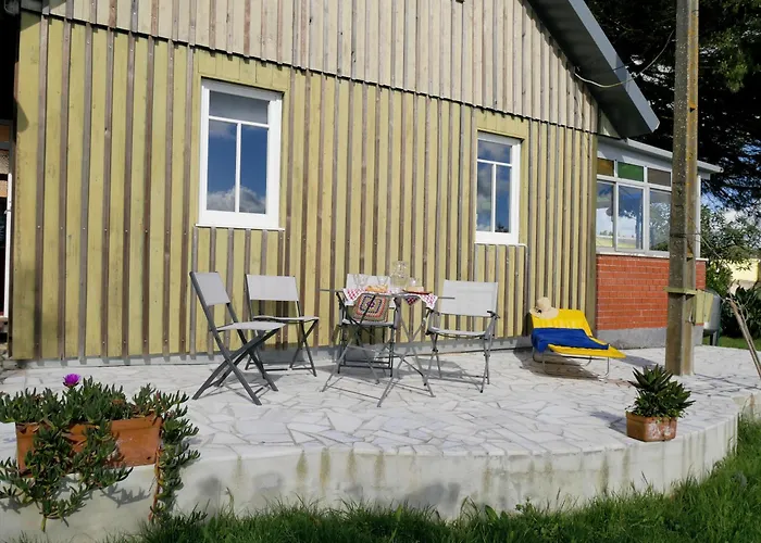 Casa Do Pinheiro Near óbidos With Garden * Carvalhal (Leiria)